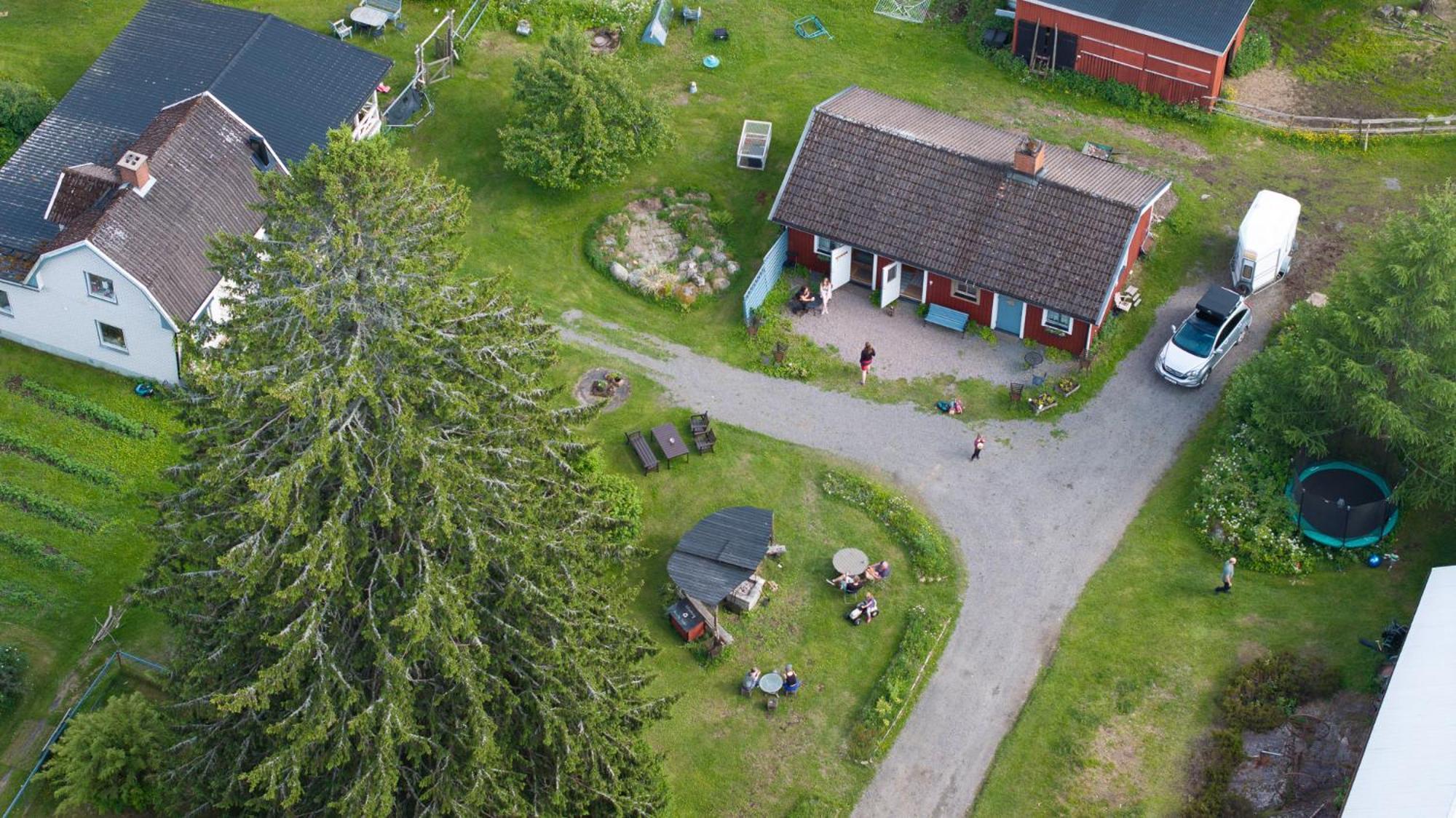 Ekologiska Fru Gran B&B I Tiveden Gardsjo エクステリア 写真